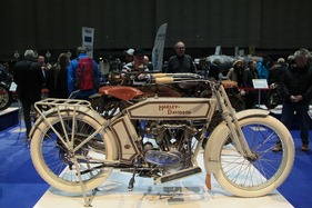 Harley-Davidson 10 E (1914) - mit dem typischen V-Zweizylindermotor und 988 cm3 (9 PS, 90 km/h) - Bremen Classic Motorshow 2019