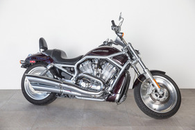Harley-Davidson 1131CC VRSCA V-Rod (2006) - als Lot 101 an der Bonhams Bonmont Versteigerung am 20. Juni 2021