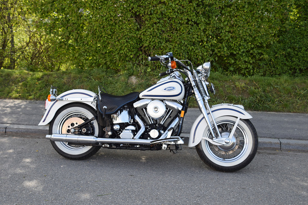 Harley-Davidson FLSTS 1340 Heritage Softtail Springer (1997) - as lot 02 at the auction of the classic car gallery in the Dolder Grand Hotel on June 17, 2017