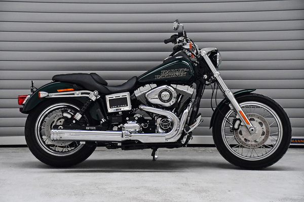 Image: Harley-Davidson FXDL 1690 Dyna Low Rider (2015) - as lot 113 at the auction of the Oldtimer Gallery in Gstaad on December 29, 2022