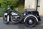 Bild: Harley Davidson WLC 750 cm3 Servi Car (1954) - als Lot 112 an der Artcurial Versteigerung "Automobiles sur les Champs 9" am 1. November 2015