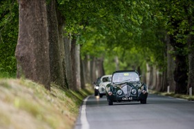 Healey 2400 Eliott Saloon (1948) - an der Mille Miglia 2014