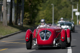 Healey Silverstone Typ E (1950) - am Start beim GP Suisse 2012 in der Kategorie Sport- und Tourenwagen 1946 - 1962