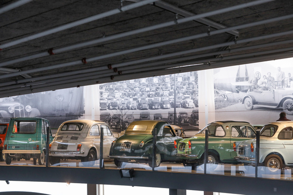 Heckansichten - Sonderschau Microcars im Pantheon 2022/2023