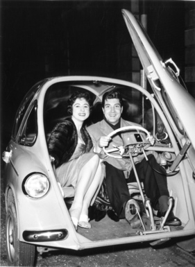 Heinkel Kabine (1959) - galt damals durchaus als chic, genauso wie die Besatzung