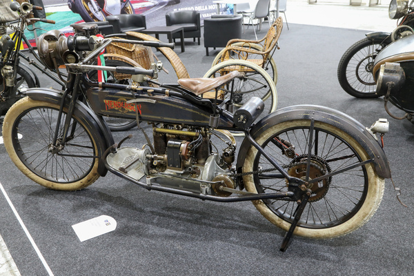 Bild Henderson Four von 1914 mit längs eingebautem Reihenvierzylinder - 40. Auto e Moto d'Epoca Bologna 2023