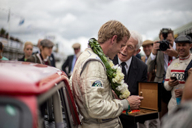 Henry Mann, Co-Pilot von Tom Kristensen gewann das zweite Rennen - St. Mary's Trophy - Goodwood Revival 2015