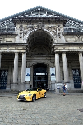 Hereinspaziert... – Sonderausstellung "Big in Japan" in der Autoworld Brüssel
