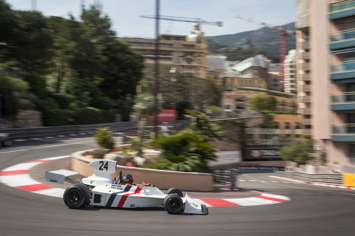 Hesketh 308 (1974) – beim Grand Prix Monaco Historique 2022