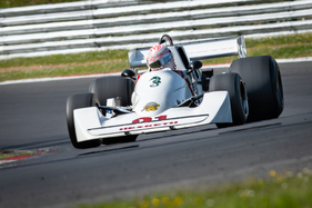 Hesketh 308C (1975) - Feld "F1" - Masters Historic Festival Brands Hatch 2023