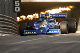 Hesketh 308E (1977) - Michael Lyons - Sieger Serie F - Grand Prix Historique de Monaco 2014