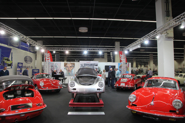 Hier dreht sich alles um den Porsche 356 - Retro Classics Cologne Köln 2017