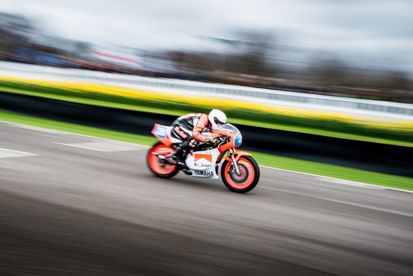 Highspeed auch auf zwei Rädern - Impressionen vom Goodwood Members' Meeting 2017