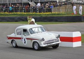 Hillman Minx de Luxe Competition Saloon (1957) - als Lot 202 an der Goodwood Revival Versteigerung von Bonhams am 9. September 2017