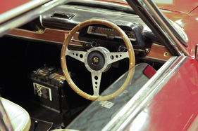 Hillman Zimp Zagato (1963) - Cockpit - Rétromobile Paris 2016