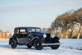 Hispano-Suiza Junior berline par Vanvooren (1933) - offered as lot 016 at the Artcurial Rétromobile Paris auction on February 2, 2024
