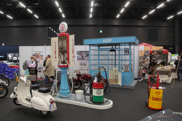 Historische Tankstelle von Agip - Classic Expo Salzburg 2019