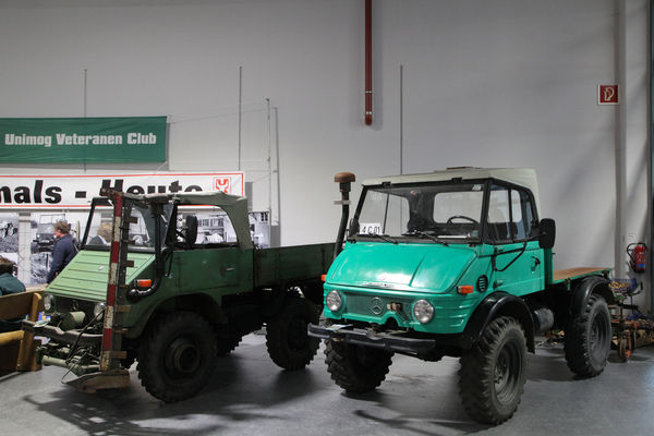 Historische Unimog beim Veteranen Club - Bremen Classic Motorshow 2019