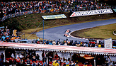 Historisches Bild vom legendären Rennen der Formel1 auf dem Fuji Speedway am Ende der Rennsaison 1976