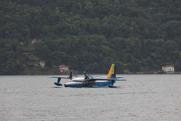 Historisches Wasserflugzeug auf dem Wasser - Concorso d'Eleganza Villa d'Este 2023