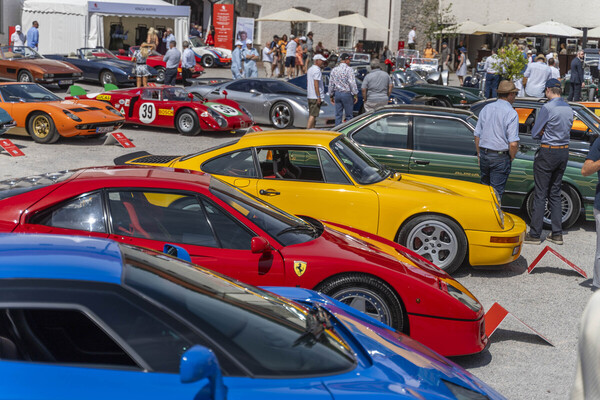 Bild: Hochgeschwindigkeitshelden der Achziger: Ferrari F40, Ruf CTR und Alpina B7 S Turbo – Concours of Elegance Germany 2024
