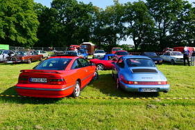 Hohes C: Opel Calibra und Porsche Carrera 2 – Bockhorner Oldtimermarkt 2025
