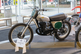 Honda Elsignore CR250 (1973) - frühe Enduro-Maschine in der Honda-Classic-Ausstellung - 42. Auto e Moto d'Epoca 2025