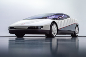 Honda HP-X (1984) - das frisch restaurierte Konzeptfahrzeug im Studio