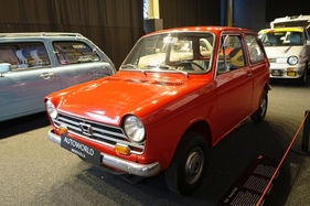 Honda N360 (1967) – Sonderausstellung "Big in Japan" in der Autoworld Brüssel
