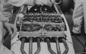 Honda RA 272 (1965) - arbeitsintensive Feinmechanik