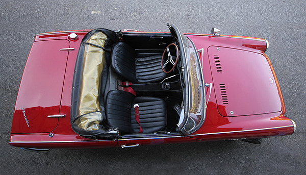 Honda S 600 (1966) - Kompakter Sportwagen mit 3,3 Metern Länge und 1,4 Metern Breite