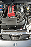 Image: Honda S2000 (2005) - The 2-liter easily revs up to 9000min