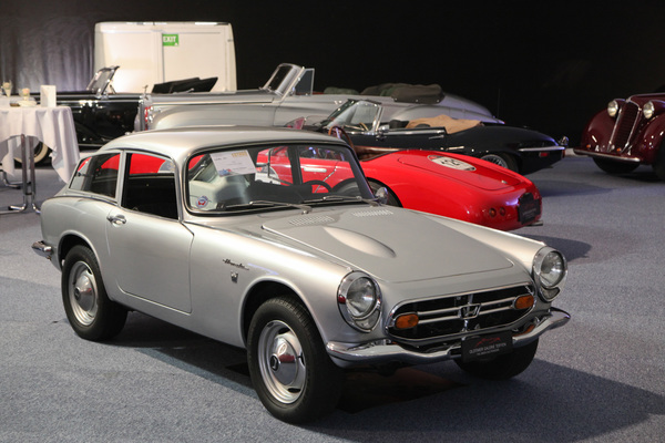 Honda S800 Coupé (1969) - Lot 101 - über Schätzwert für CHF 32'000 zugeschlagen - Oldtimer Galerie Gstaad Versteigerung 2018