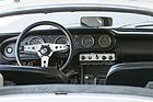 Honda S800 Coupé (1969) - das Lenkrad kommt aus dem Zubehörhandel