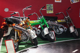 Honda ST 50E Dax (1971) - sehr kompaktes Motorrad - Bremen Classic Motorshow 2020