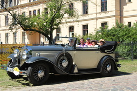 Horch 420 Sportcabriolet (1931) - Zweite im Vredenstein-Pokal und Sieger beim Concours d'Elégance - an der ADAC Deutschland Klassik 2014 Horch 420 Sportcabriolet (1931) - Zweite im Vredenstein-Pokal und Sieger beim Concours d'Elégance - an der ADAC Deutschland Klassik 2014