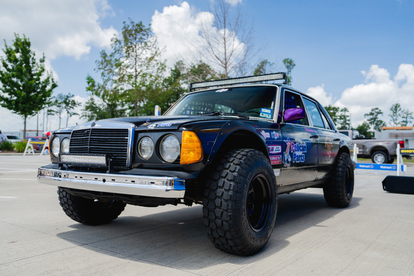 Image: HotWheels Legends candidate from Houston - Mercedes-Benz 300 D from 1985