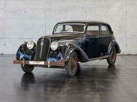 Hotchkiss 686 (1948) - als Lot 10 angeboten an der Dorotheum-Versteigerung an der Classic Expo Salzburg am 15. Oktober 2022