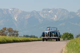 Hotchkiss Anjou 20.50 Worblaufen - rechtsgelenkt, wie es damals noch bei vielen Fabrikaten üblich war Hotchkiss Anjou 20.50 Worblaufen - rechtsgelenkt, wie es damals noch bei vielen Fabrikaten üblich war