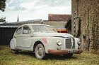 Bild: Hotchkiss-Grégoire Berline Aluminium (1951) - als Lot 110 angeboten an der Artcurial Le Mans Classic Versteigerung am 2. Juli 2022