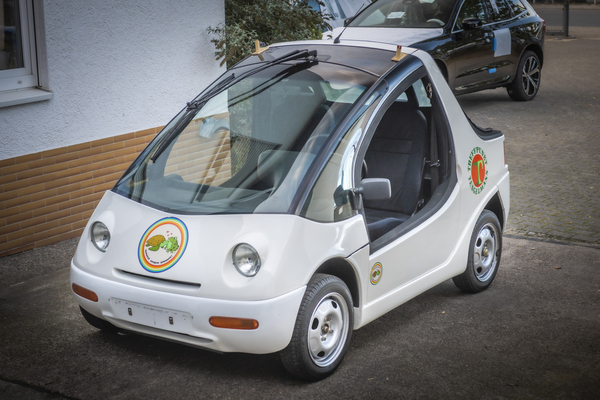 Hotzenblitz Buggy (1995) – Elektro-Stadtflitzer – Angeboten an der Versteigerung am 9. April 2022 durch Günter Baumert