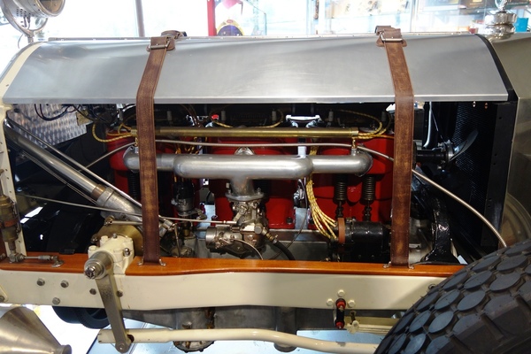 Hubraumgigant American La France von 1917