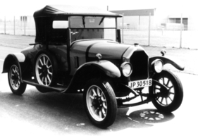 Humber Cabriolet (1922) - Sieht ähnlich aus wie die 18/22, aber hat diesmal ein Dach! Humber Cabriolet (1922) - Sieht ähnlich aus wie die 18/22, aber hat diesmal ein Dach!