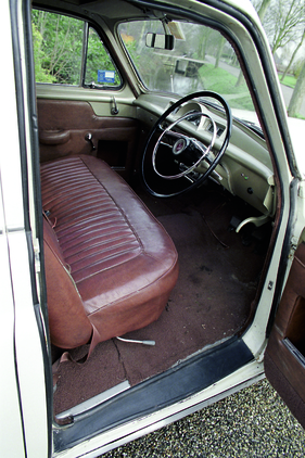 Humber Super Snipe (1953) - Sitzbank vorne, für drei Personen