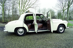 Humber Super Snipe (1953) - weit öffnende Türen Humber Super Snipe (1953) - weit öffnende Türen