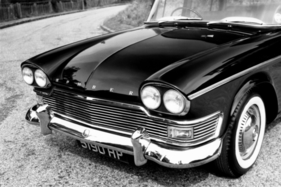 Humber Super Snipe (1960) - Während die älteren Modelle noch eine Kühlerfigur aufwiesen, verzichtete man Anfangs der 60er-Jahre darauf.