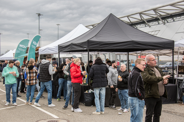 Hungern mußte niemand – Retro Saisonauftakt 2025