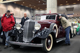 Bild Hupmobile (1933) - mit Karosserie von Langenthal - unglaublich, dass man für 45'000 Franken einen seltenen Wagen aus Detroit mit eleganter Schweizer Karosserie kaufen kann - Oldtimer- und Teilemarkt Fribourg 2014