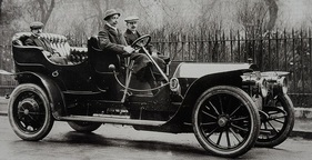 Hybrid im Austro-Daimler. Motoren an der Hinterachse