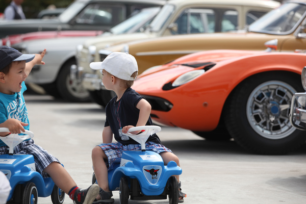 Bild Ich will den … - Experten auf Bobycars beim Beurteilen der Autos - Dolder Classics Juni 2015